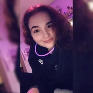 Meet your Posher, Allexis